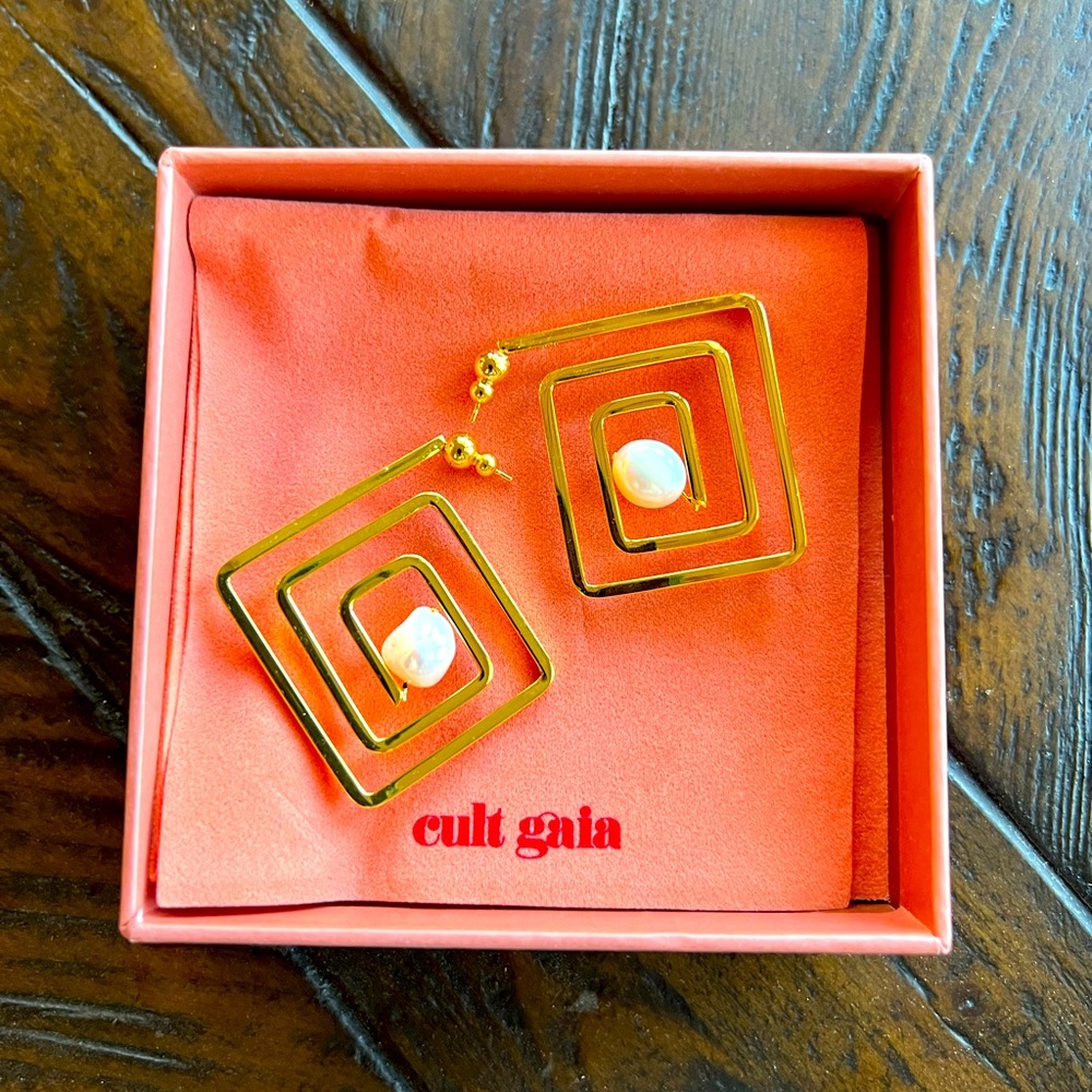 Cult Gaia Ciara earrings